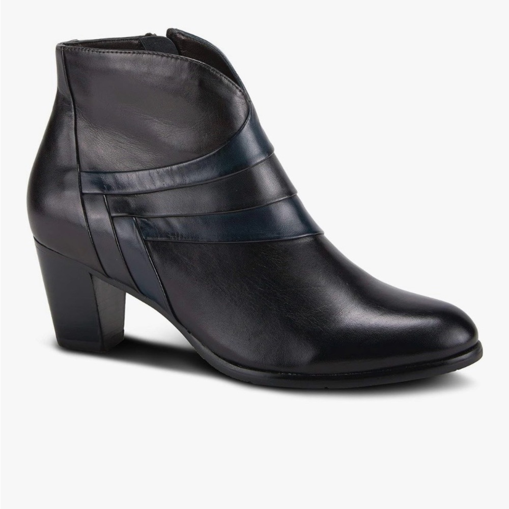 Ladies Black Booties leather size 8.5